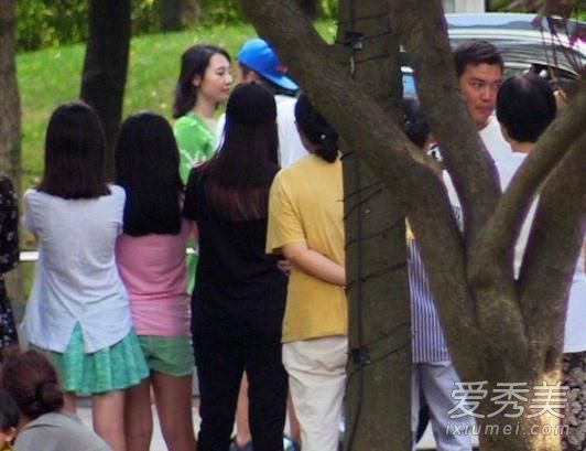 白百何现身小区拍戏 白百何最新消息2017