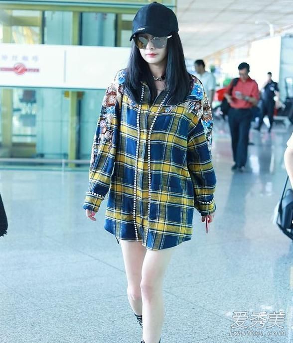 杨幂被赶出机场是怎么回事 杨幂被赶出机场现场图片