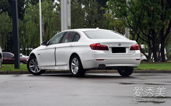 我的前半生主演开的什么车 贺函的车真的100多万吗
