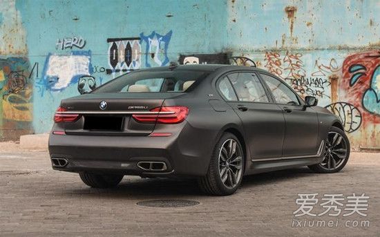 我的前半生主演开的什么车 贺函的车真的100多万吗