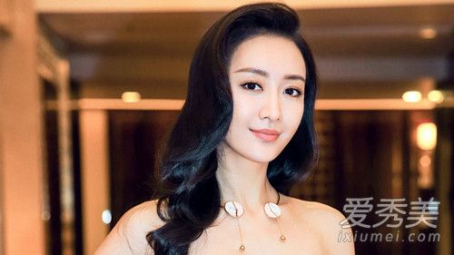 王鸥是富二代吗王鸥父母是做什么的?