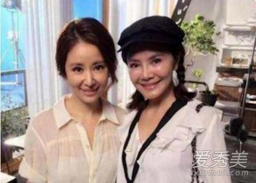 林心如与婆婆合影 林心如婆婆近照曝光