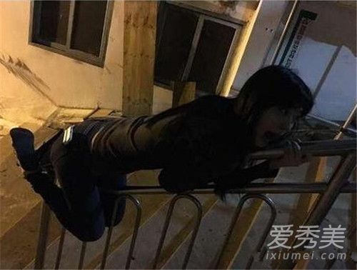 崔雪莉的ins诡照事件怎么回事 雪莉没穿内裤是真的吗