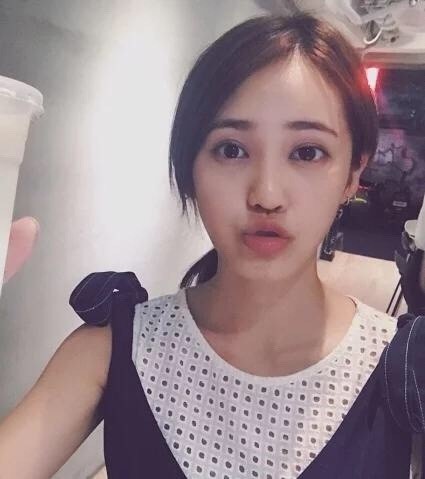 余文乐首晒女友美照 王棠云个人资料背景介绍