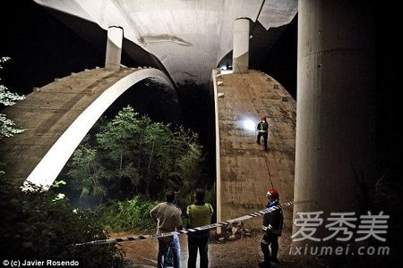 女孩蹦极身亡是怎么回事 女孩把nojump听成nowjump蹦极身亡