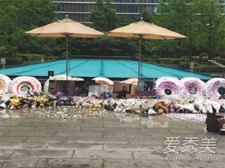 杭州纵火案为什么会被烧死 杭州纵火案为什么跑不出来