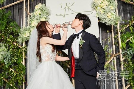 林宥嘉丁文琪婚礼 林宥嘉丁文琪婚纱照