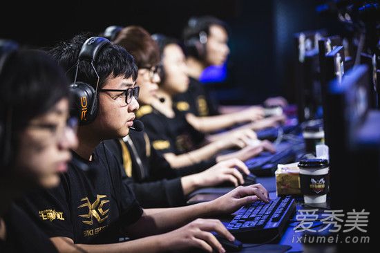 lol夏季赛LGD VS SNG比赛视频 2017lpl夏季赛LGD VS SNG视频