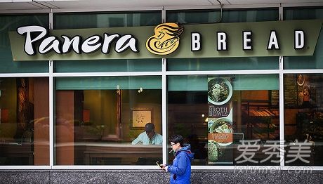 星巴克最大的竞争对手为什么是一家“空荡荡”的面包店？