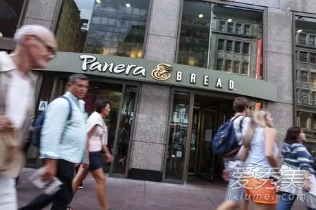 星巴克最大的竞争对手为什么是一家“空荡荡”的面包店？
