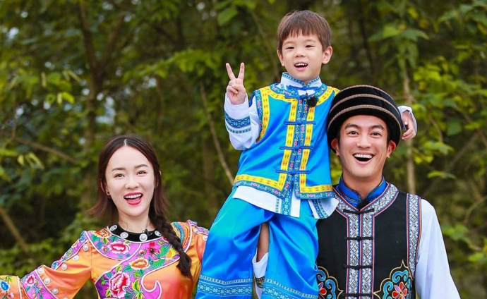 杜江的儿子叫什么名字 儿子嗯哼年龄多大了