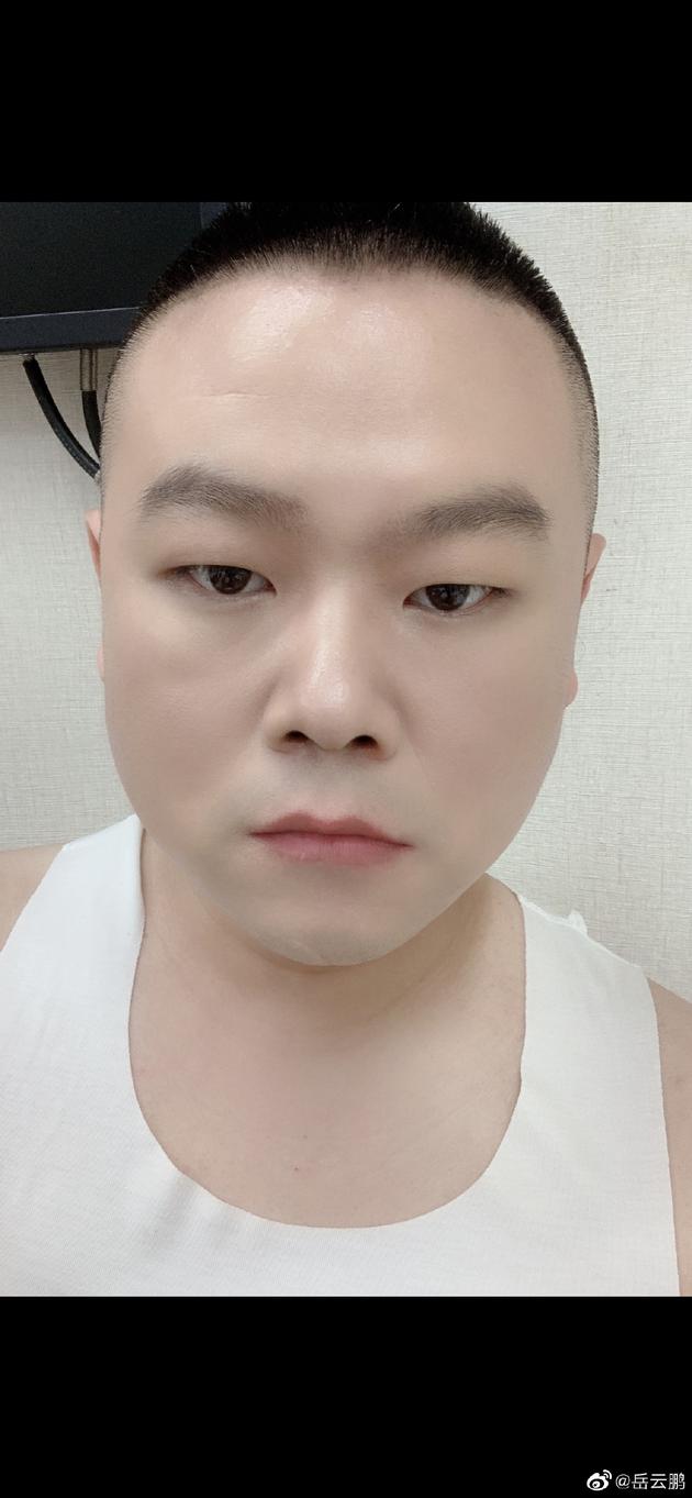 岳云鹏本名叫做岳龙刚 网友：有一种反差萌