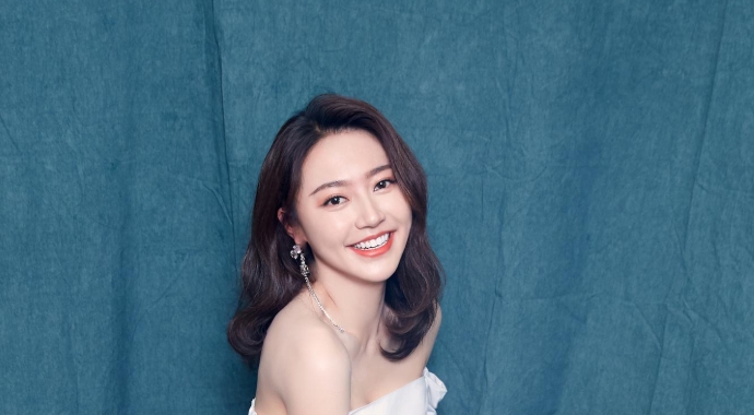 黄梦莹个人资料年龄 黄梦莹为什么资源那么差