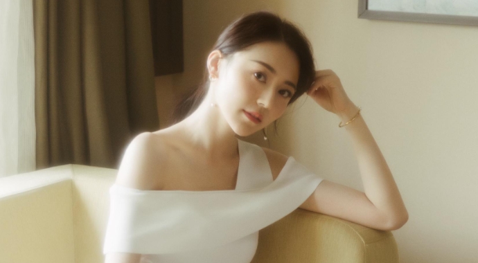 黄梦莹个人资料年龄 黄梦莹为什么资源那么差