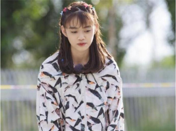 信女儿首谈被母抛弃 生母为主持人刚刚出生就被送养