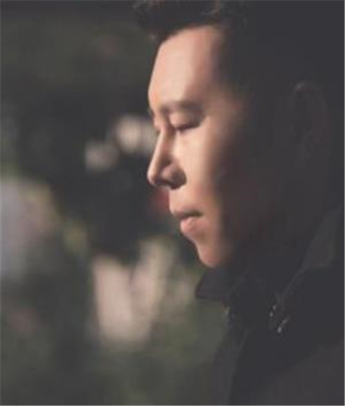 抖音多少次痛到不得已是什么歌 逃爱歌词表达什么意思