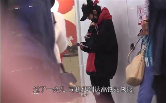 唐艺昕被曝疑有孕 几个细节孕味十足这是变相官宣了？