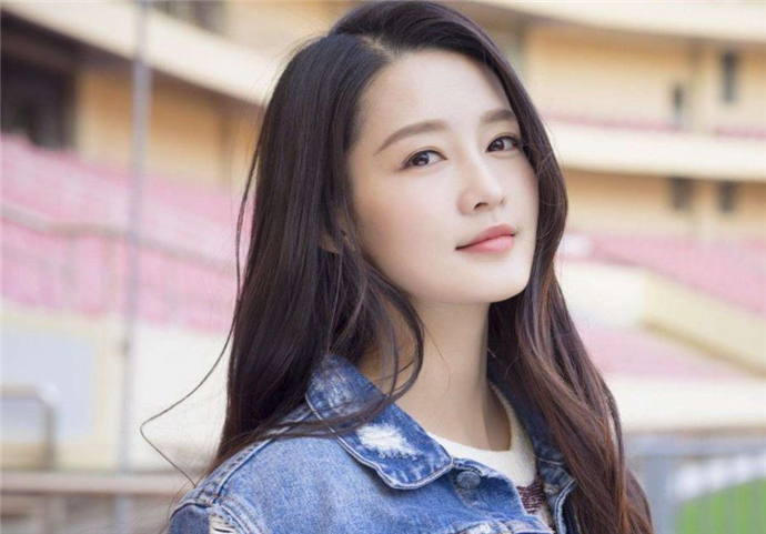 李沁演过的电视剧大全 李沁出道多年接演电视剧无数为什么不红