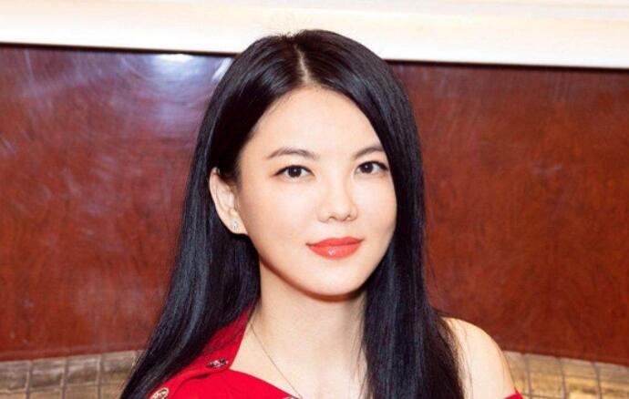 网曝李湘直播卖貂 销量低到谷底商家看了想打人系列