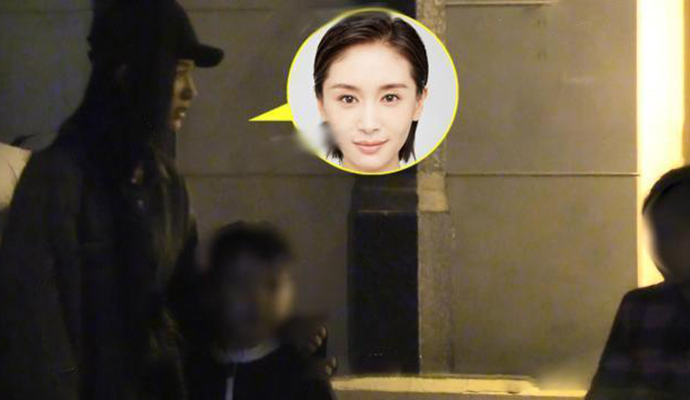 王子文携小男孩出门 男孩身份曝光是王子文儿子吗