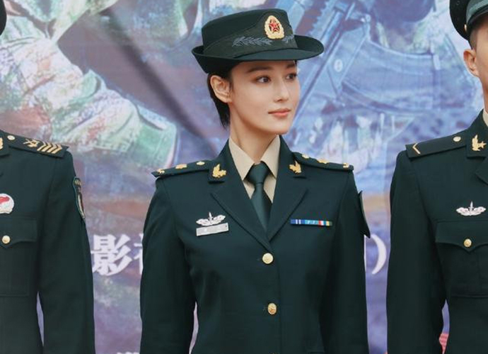 张馨予被喊军嫂 晒手写小作文回应“不敢”太圈粉