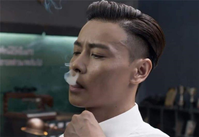 张晋获奖感言视频 直言就是靠蔡少芬却获全场掌声