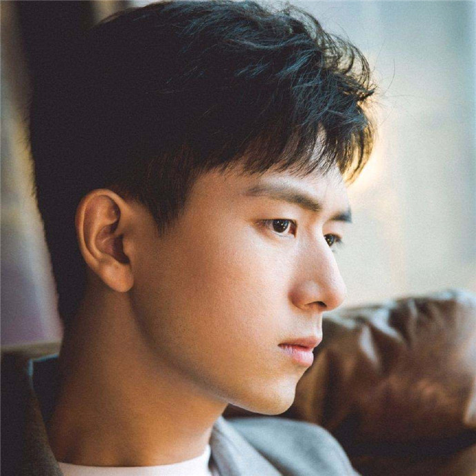 李现哭戏被批尬演 观众差点被李现哭戏给吓哭