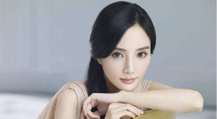 李小璐方辟谣离婚书详情介绍 原来系遭人恶意造谣刷上热搜