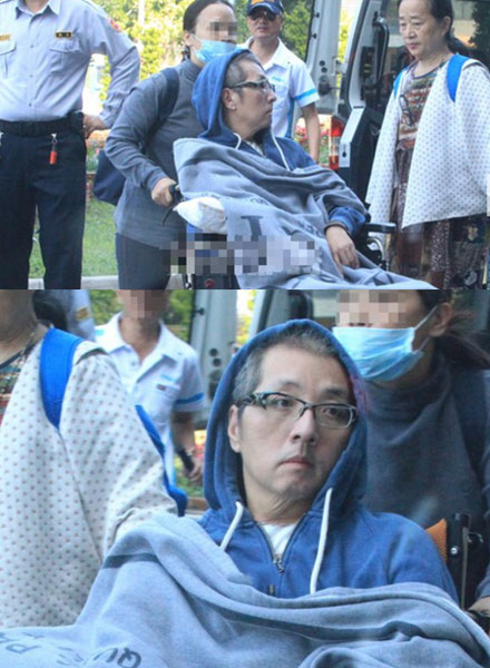 袁惟仁近照曝光身材消瘦 与家人一同前往医院复健
