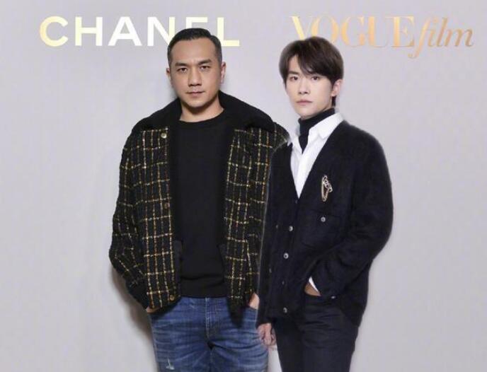 易烊千玺P图跟黄觉合影 详细情况是怎样的两人很熟吗