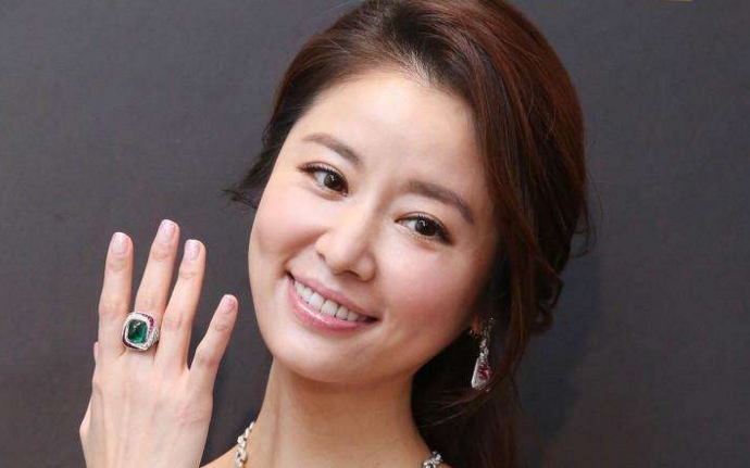 林心如二胎4个月了 孕肚照疑似曝光女神近照有些发福