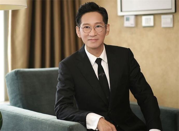 专家评王劲松演技 王劲松为什么这么儒雅演技却如此了得