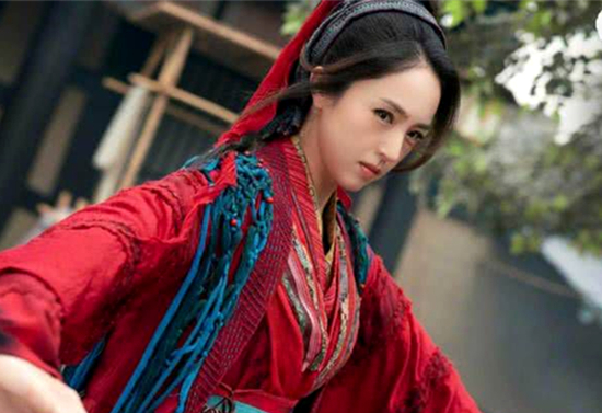 电视剧《有翡》中段九娘的扮演者是谁？