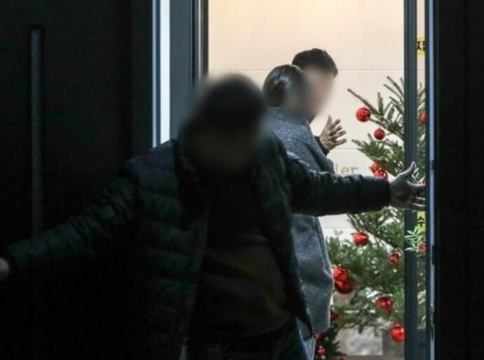 具荷拉留悲观纸条 纸条内容曝光具荷拉死亡真相一一揭晓