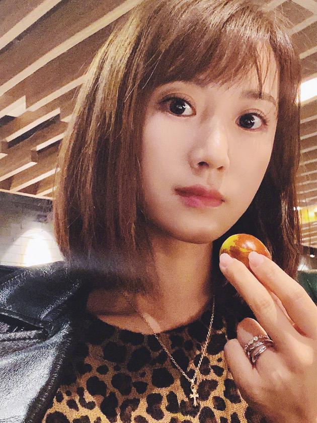 李念庆祝结婚9周年 发文感慨：平淡才是真