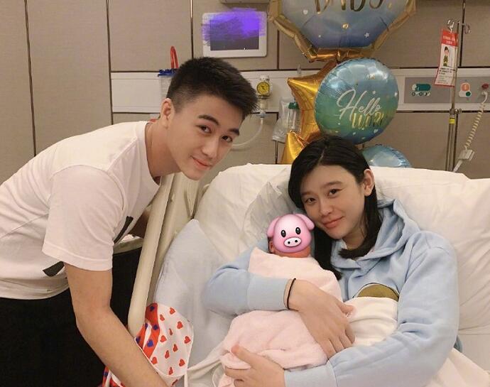 奚梦瑶产后首现身 奚梦瑶身材纤细苗条网友感叹不愧是超模