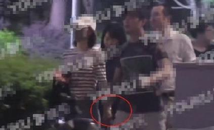 王丽坤否认隐婚后公开近况:随性生活,野蛮生长