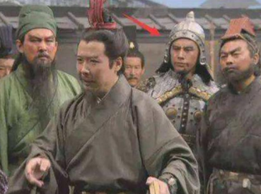 刘安杀妻招待刘备食之，刘备是怎么做的？