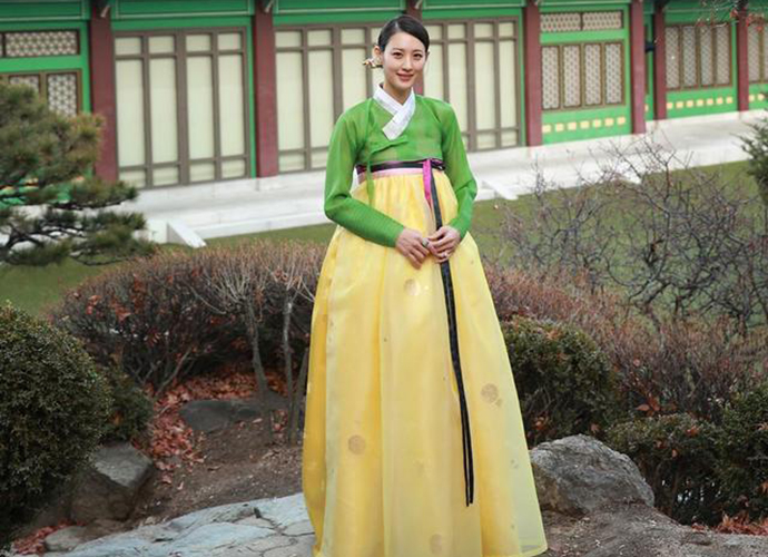 女星金秀贤结婚 8月份承认恋情如今走入婚姻殿堂