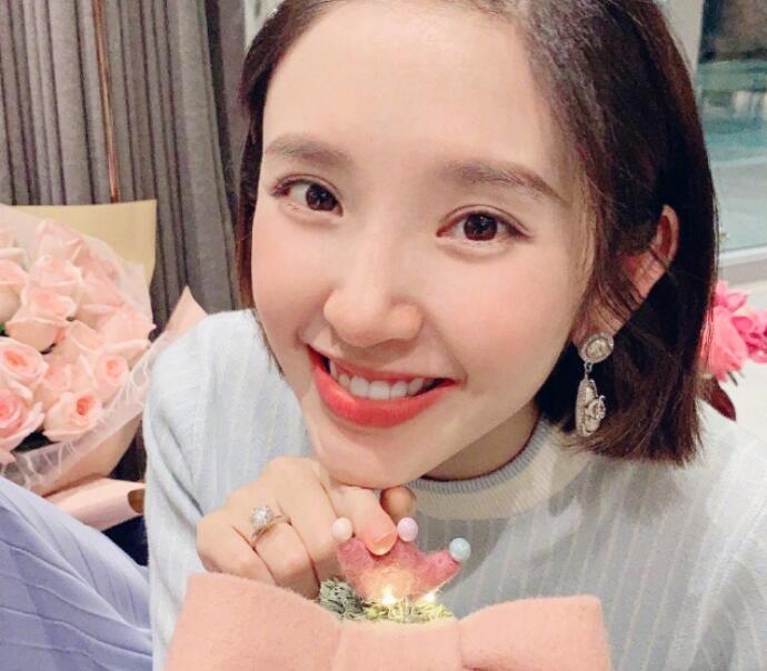 唐艺昕怀孕多久了 唐艺昕预产期是什么时候孩子是男是女