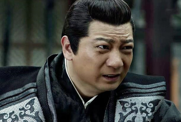 电视剧《精英律师》何赛是谁演的？