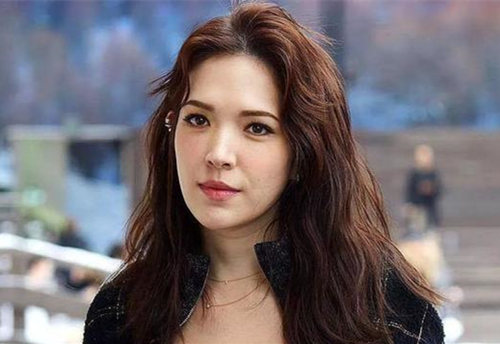 许玮甯再被曝与摄影师男友结婚