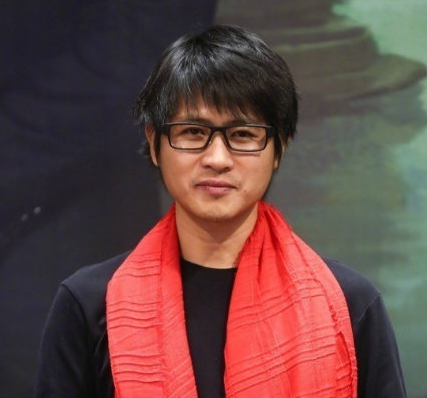 沈腾评论韩寒没人接机 两人互怼笑翻网友