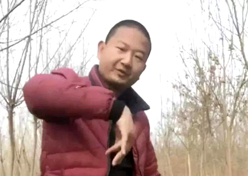 Giao哥直播回应结婚热议：我算什么货色能上热搜