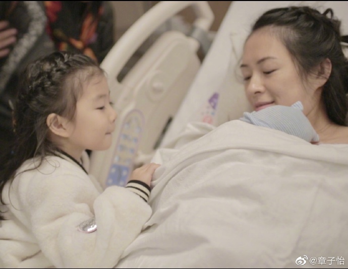 恭喜!章子怡二胎生子 如今儿女双全堪称人生赢家
