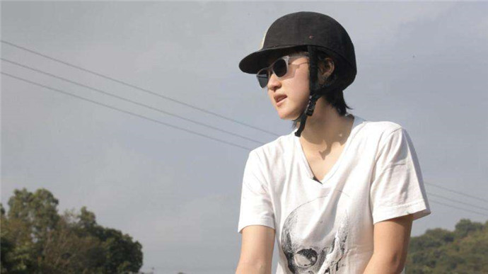 吴卓林是男孩还是女孩 吴卓林穿着太中性害网友险些分不清男女