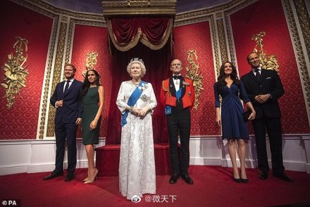 哈里王子放弃皇室身份惹怒女王 蜡像被移出皇室布景