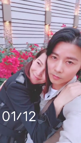 张晋蔡少芬晒视频秀恩爱 庆祝结婚二十周年