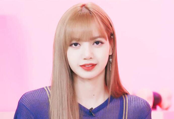 BLACKPINK成员Lisa是泰国和哪的混血 Lisa资料家庭背景曝光