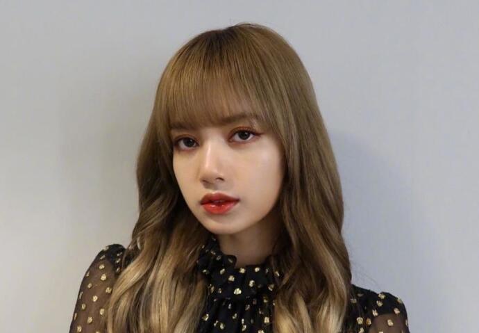 BLACKPINK成员Lisa身高 Lisa中文名字叫什么